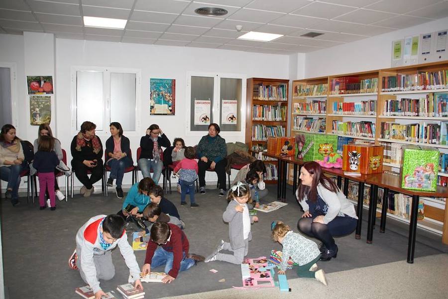Sesión de la Bebeteca de Pavolin