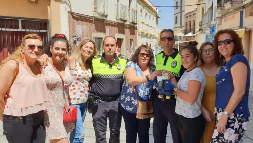 Un grupo de vecinas que colaboraron con la causa 