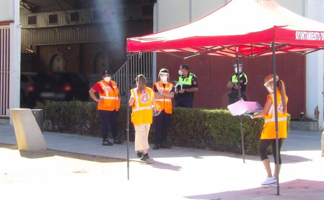 La entrada de la carpa donde se han realizado las pruebas PCR 