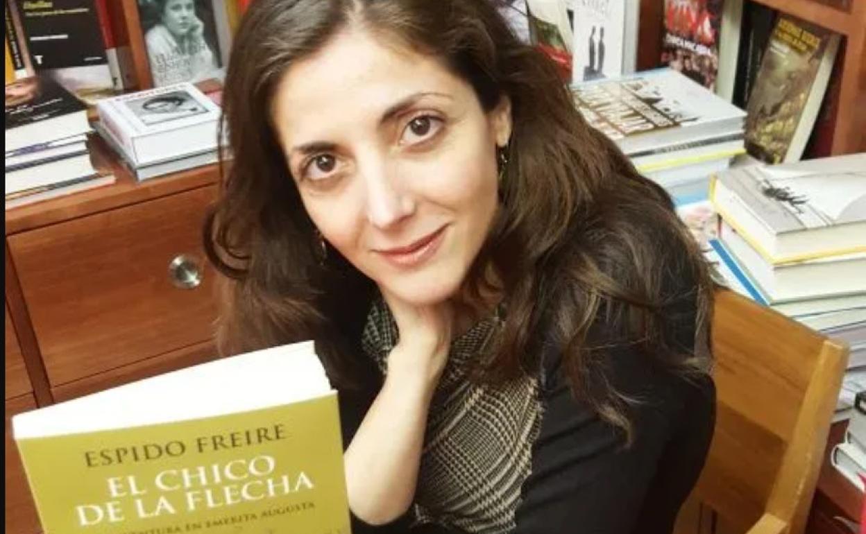 La visita de Espido Freire al IES Quintana será finalmente el 13 de mayo