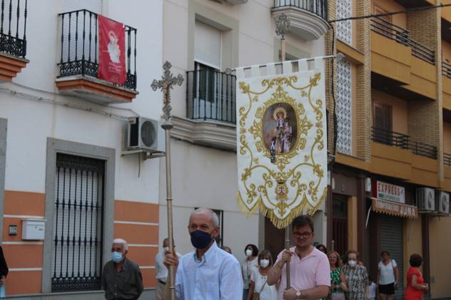 Fotos: Centenares de vecinos acompañaron a la Virgen del Carmen en su regreso al camino de Zalamea