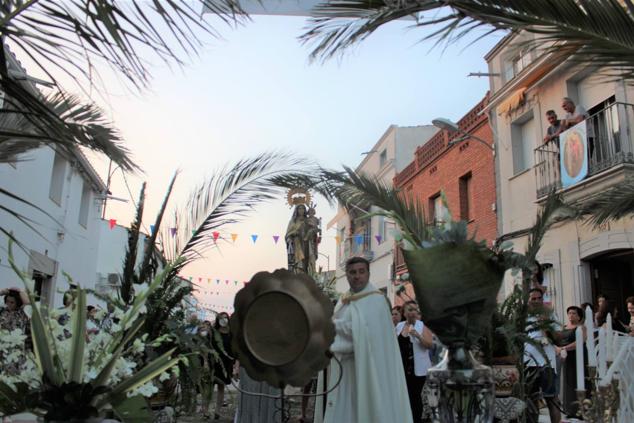 Fotos: Centenares de vecinos acompañaron a la Virgen del Carmen en su regreso al camino de Zalamea