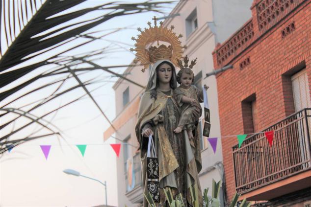 Fotos: Centenares de vecinos acompañaron a la Virgen del Carmen en su regreso al camino de Zalamea