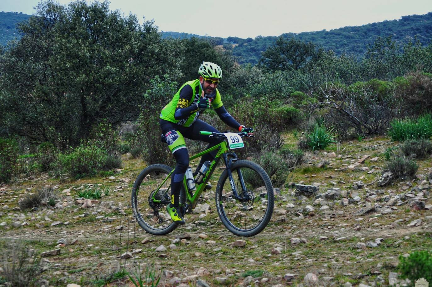 Un centenar de ciclistas se atrevieron con la Extrema Puerto la Cabra en su XX aniversario