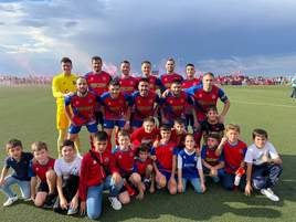 El CD Quintana cierra una temporada histórica a las puertas del ascenso