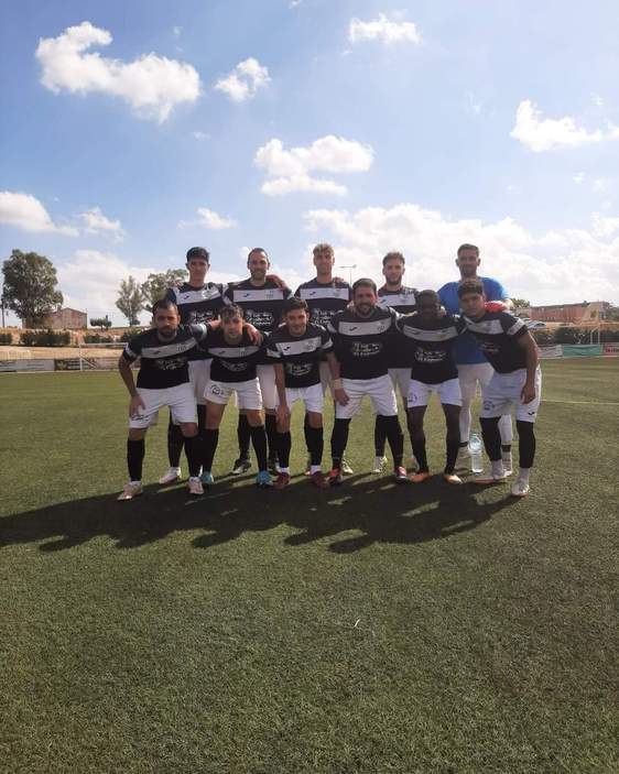 El Athletic Valle visita al CD Esparragosa de Lares