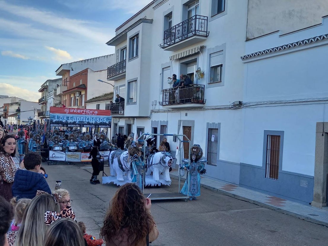 Color, diversión y mucha originalidad en el 'Lunes de Carnaval'