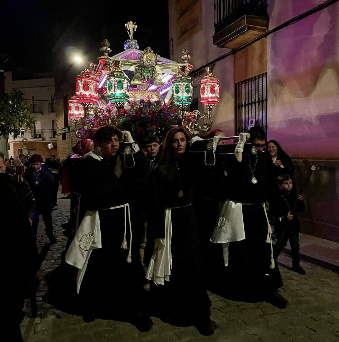 La lluvia altera parte de la Semana Santa quintanense