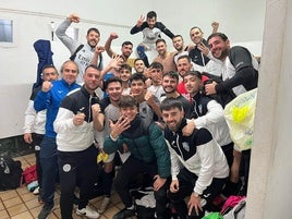 Abultada victoria del Athletic Valle ante la AD Siruela