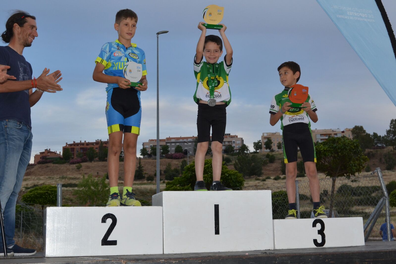 Las promesas del equipo quintanense en el pódium 