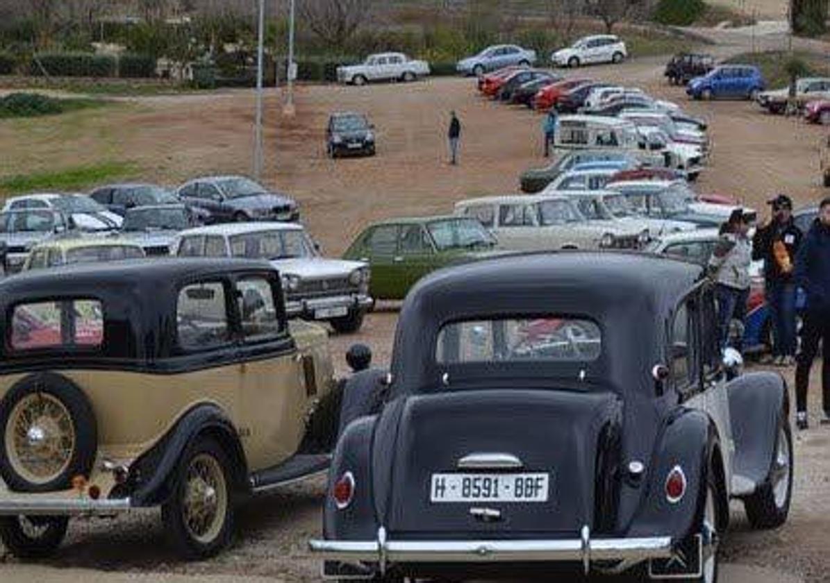 San Vicente celebra la I Concentración de Coches Clásicos