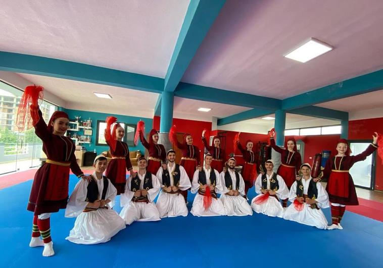 Albania y Eslovaquia muestran su folklore esta noche en San Vicente