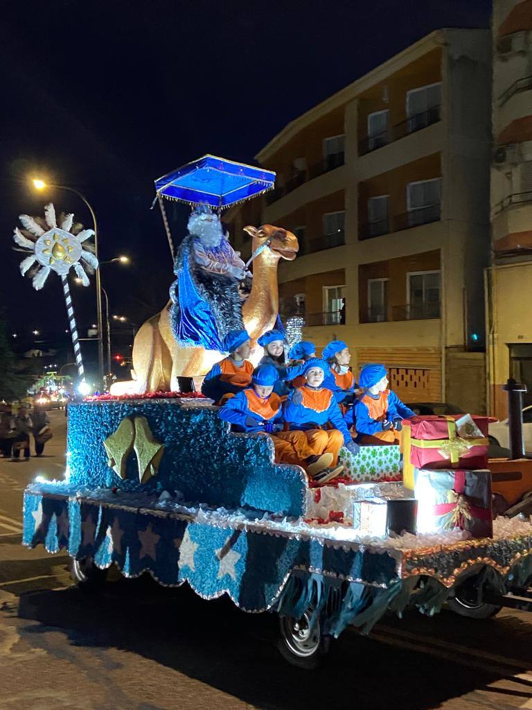 Fotos: Melchor, Gaspar y Baltasar dejaron su magia en San Vicente de Alcántara