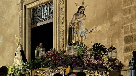 La localidad disfrutó de la Semana Santa a pesar de la lluvia y el mal tiempo