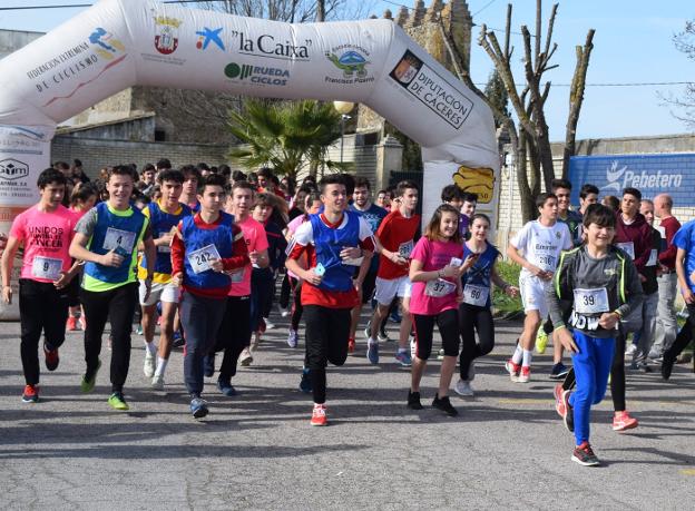Participantes de la carrera, ayer. :: JSP