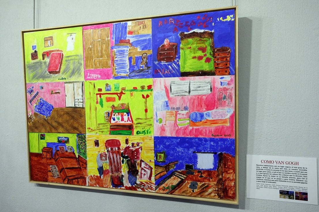 El centro cultural Santo Domingo acoge hasta el 14 de abril una muestra de arte de Down Mérida 'Igual-Arte. Todos los trazos tienen su color' es el resultado, tras más de un año de trabajo, del esfuerzo y la creatividad de los componentes que conforman el taller de pintura de Down Mérida.