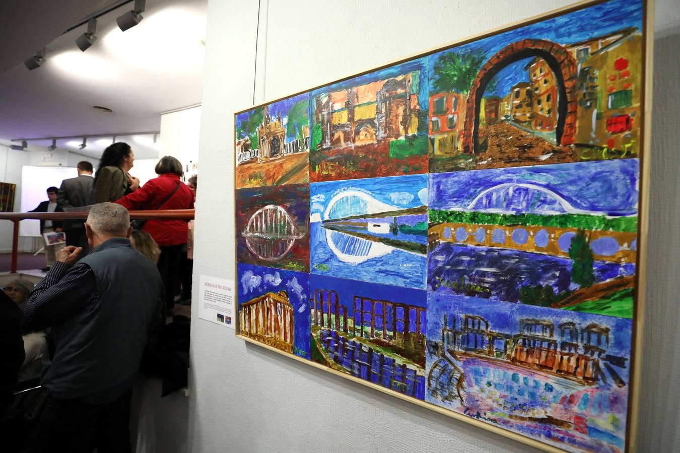El centro cultural Santo Domingo acoge hasta el 14 de abril una muestra de arte de Down Mérida 'Igual-Arte. Todos los trazos tienen su color' es el resultado, tras más de un año de trabajo, del esfuerzo y la creatividad de los componentes que conforman el taller de pintura de Down Mérida.