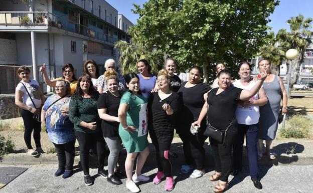 El grupo de mujeres de Los Colorines que forma parte del programa de apoyo de Cáritas.
