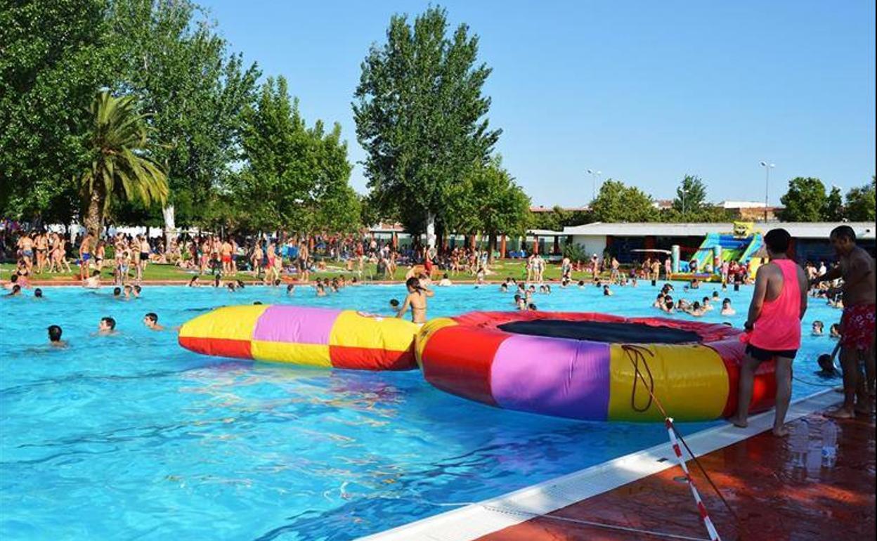Achikitú promueve un ocio saludable con fiestas del agua en municipios extremeños