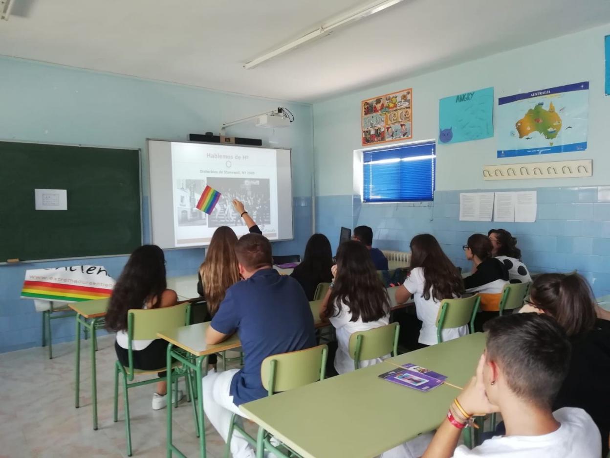 Acercar la diversidad a los jóvenes de Trujillo
