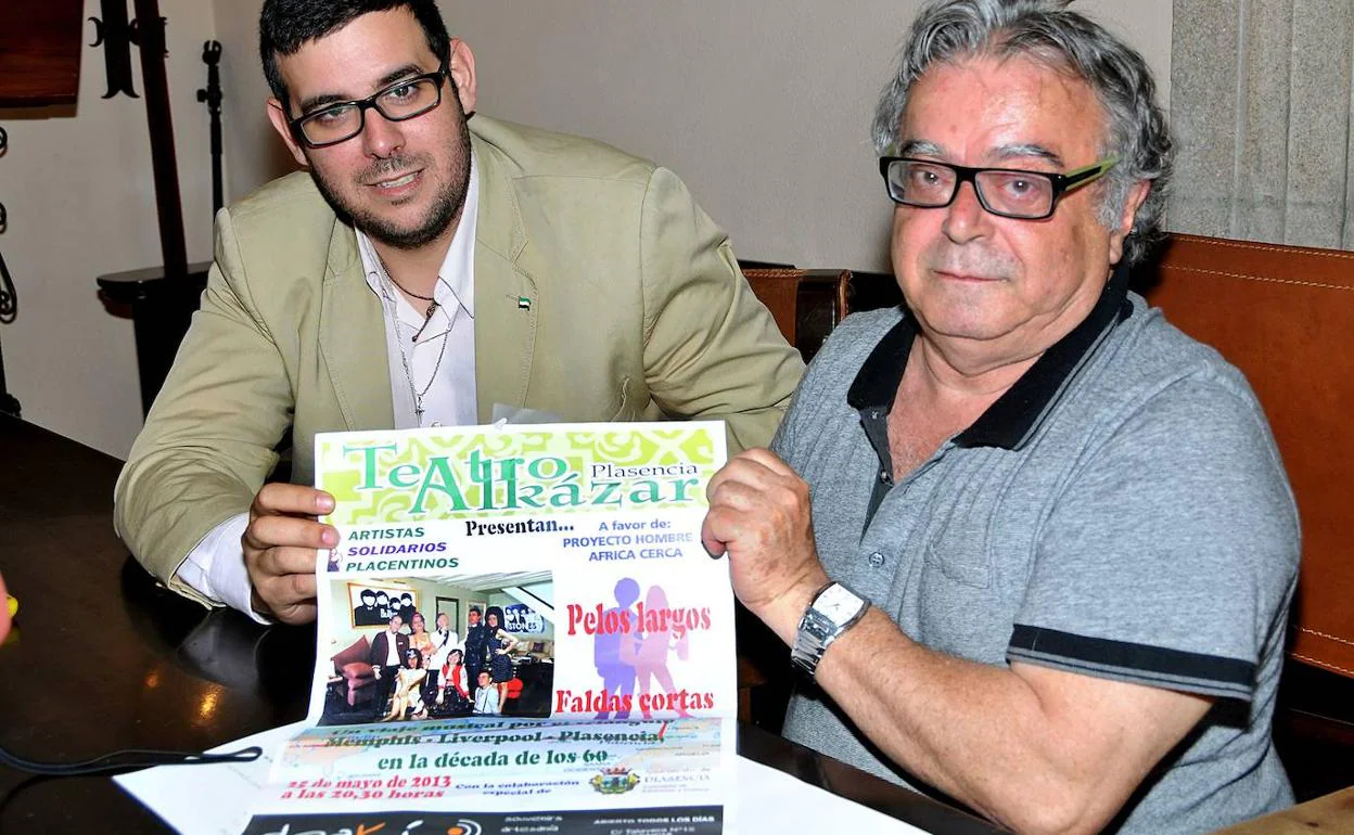 Foto de archivo de Jesús Muñoz (derecha) presentando la edición de 2013.