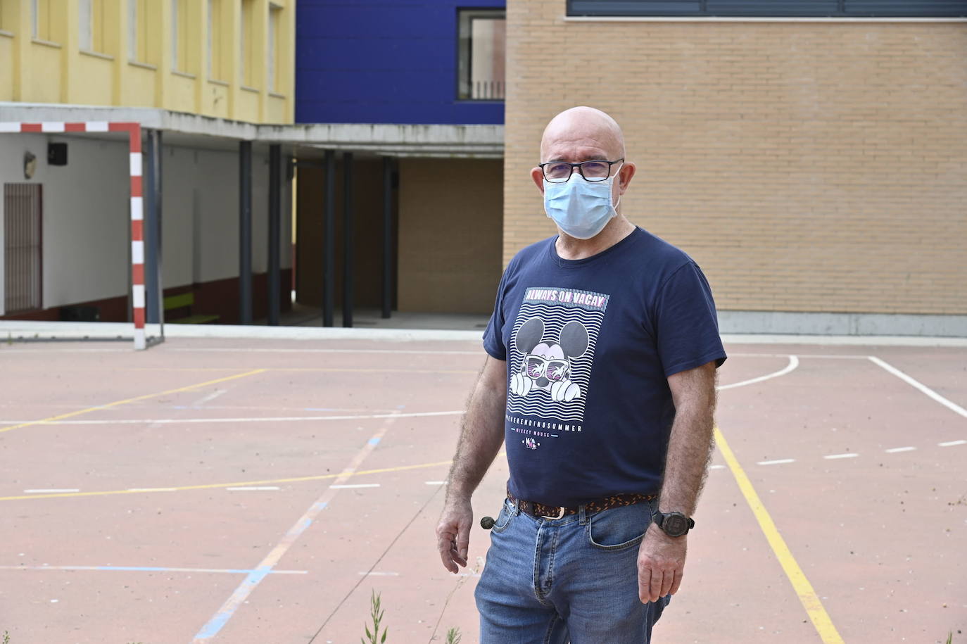 Eugenio Mangas, director del colegio Santo Tomás: «Hemos tenido que reinventar el trabajo. Los profesores se pusieron al día muy rápido para ayudar»