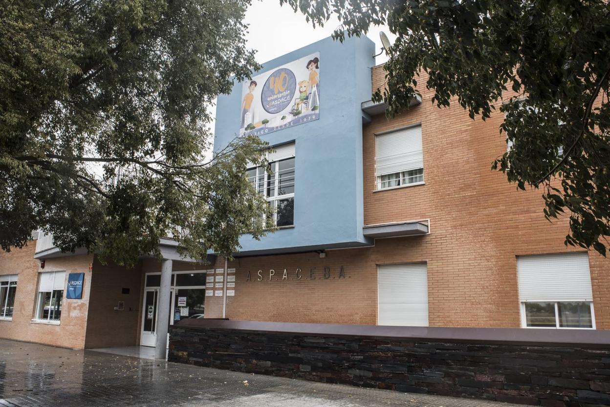 Aspaceba busca fondos para ampliar su centro con una segunda residencia