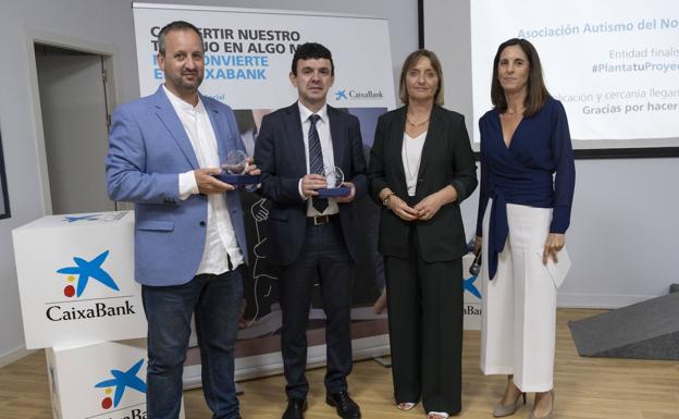 CaixaBank apoya con 15.000 euros a AUNEX gracias a su programa de empleados 'Planta tu proyecto'
