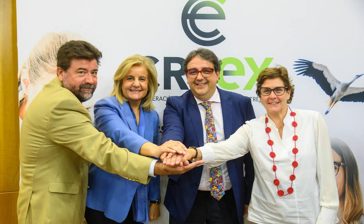 Firma del convenio Plan Sumamos de Incorpora de Fundación 'la Caixa' 