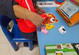 Imagen de una usuaria realizando una de las actividades.