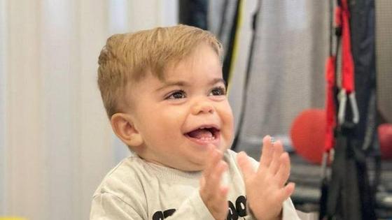 Inician en Los Santos una campaña solidaria para financiar gastos de un niño de 19 meses con Síndrome Sanfilippo