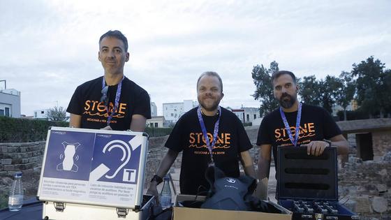 El Stone & Music Festival ofrece 20 bucles magnéticos y cuatro mochilas vibratorias