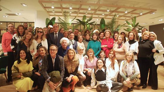 La Asociación contra el Cáncer en Badajoz rinde homenaje a sus más de 700 voluntarios
