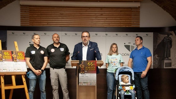Diputación de Cáceres y Bomberos Solidarios se suman a la jornada de lucha contra la enfermedad rara de Tay-Sachs