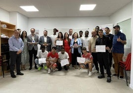 Foto de familia de participantes en el proyecto.