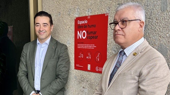 La Universidad de Extremadura se suma a la red de Espacios Sin Humo de la Asociación Española Contra el Cáncer