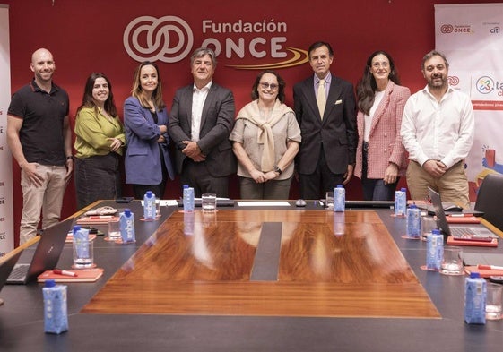 Representantes de Fundación ONCE