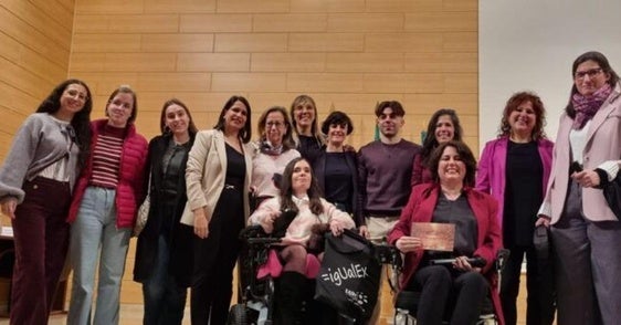 Becas de la ONCE permitirán a diez estudiantes con discapacidad de la UEx hacer sus prácticas