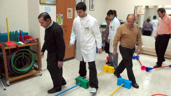 “Cada vez se diagnostican más casos de párkinson en personas jóvenes”