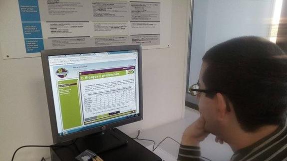 Plena Inclusión colabora con empresas extremeñas en la inserción laboral