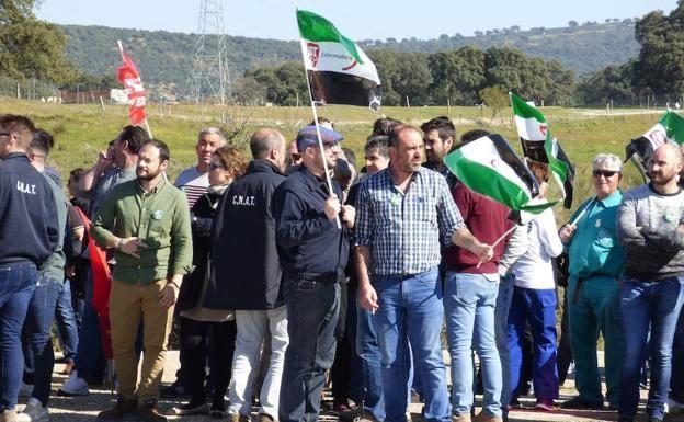 Concentración en los accesos a la central nuclear de Almaraz 