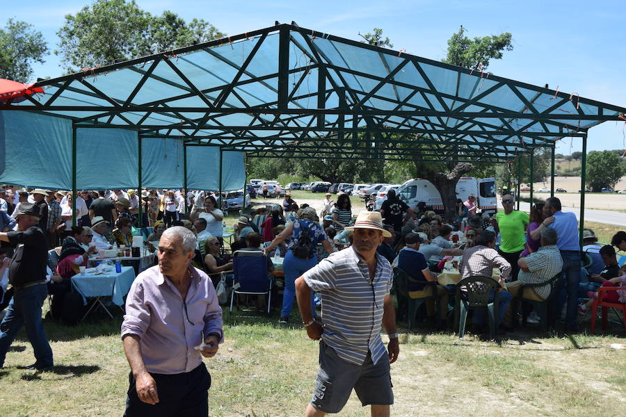 55 Aniversario de la Romería de la Virgen de Guadalupe en Barquilla de Pinares. Fina la Solana.