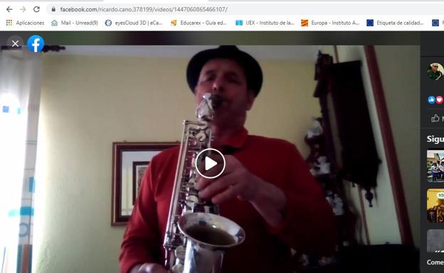 La Banda Sintonía también ha realizado su aportación musical para hacer más amena esta Semana Santa