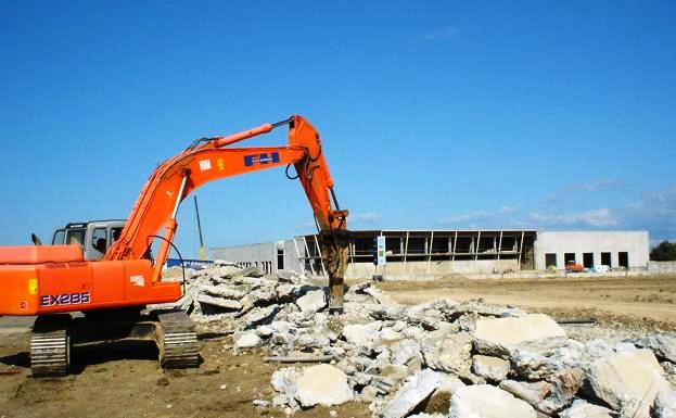 Primeros trabajos realizados en el polígono, en el año 2005