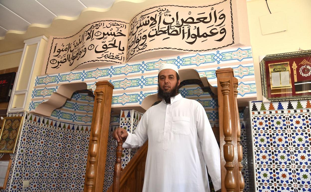 Qué es el salafismo, el discurso radical del que se acusa al líder islámico de Talayuela