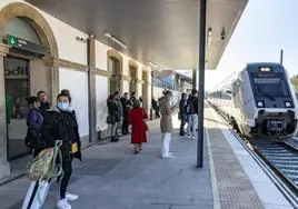 Adif destina 3,8 millones a otro contrato para electrificar el tren convencional de Illescas a Talayuela