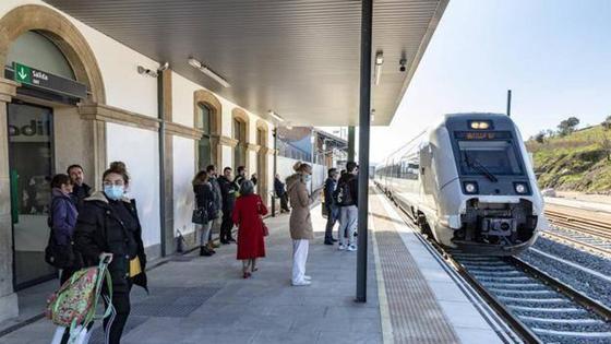 Adif destina 3,8 millones a otro contrato para electrificar el tren convencional de Illescas a Talayuela