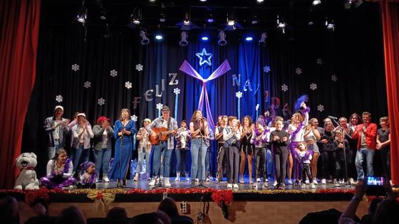 Éxito de la Gala Solidaria de Navidad de Talayuela