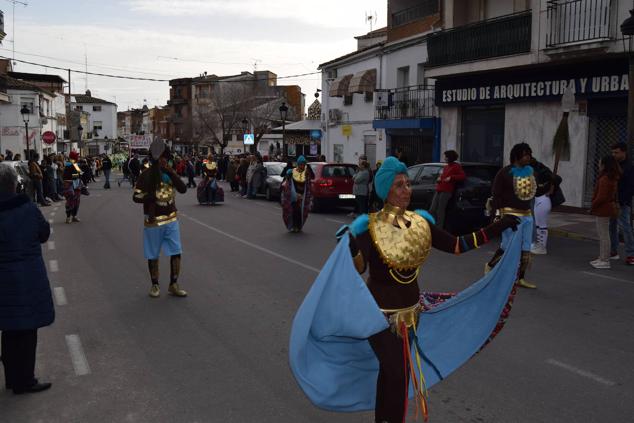 Fotos: Desfile de carrozas y comparsas Talayuela 2023