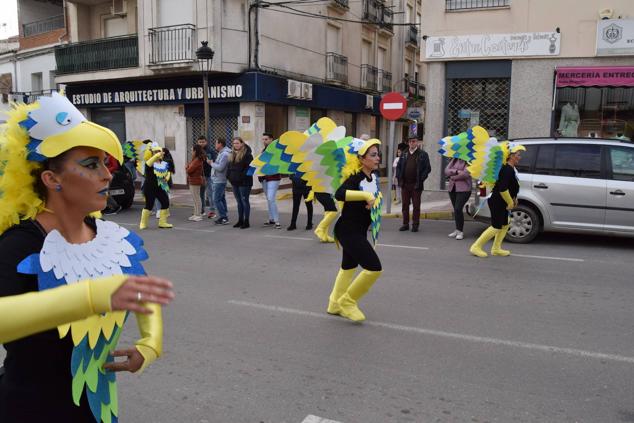 Fotos: Desfile de carrozas y comparsas Talayuela 2023